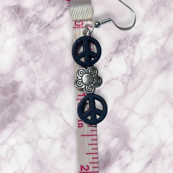 Hand Crafted Earrings Blue Peace Flowers Long Pierced Silver Howlite Dangle - Picture 3 of 5